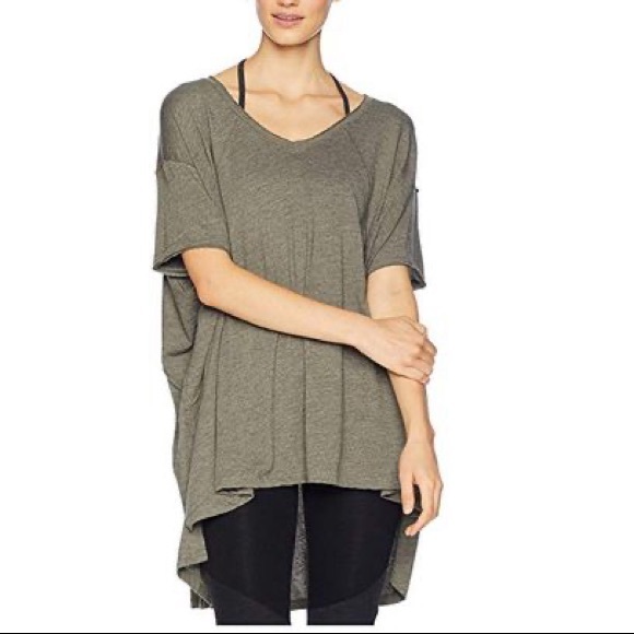 Free People Tops - Free People Movement City Vibes Tee size Medium